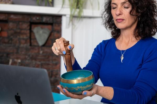 Spiritual Medium connecting with Spirit